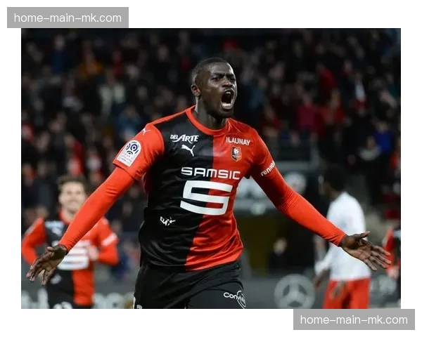 雷恩4-0大胜昂热,隆吉耶两次助攻闪耀全场 雷恩4-0大胜昂热,隆吉耶两次助攻闪耀全场